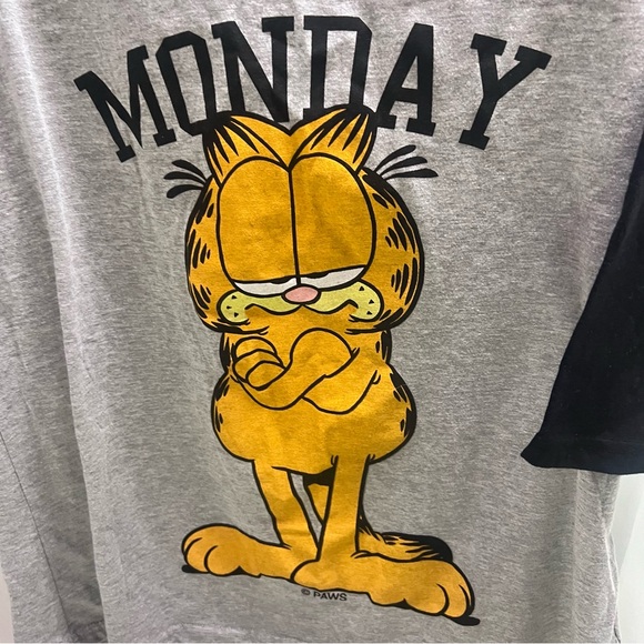 Garfield Baseball Shirt 3/4 Sleeve “Monday”Comic Cat Size 1X 1T - Picture 2 of 6